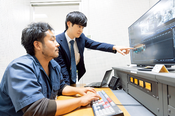 VTRの確認をする様子