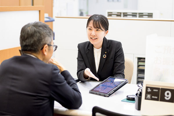 相談や提案の様子