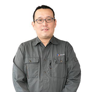 越村 健志